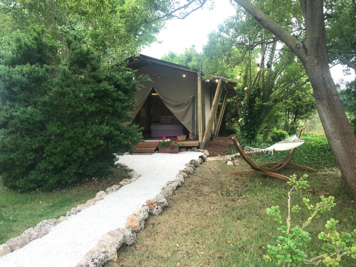 Tenuta Donnanna Agriturismo&Glamping Galatone Exterior foto